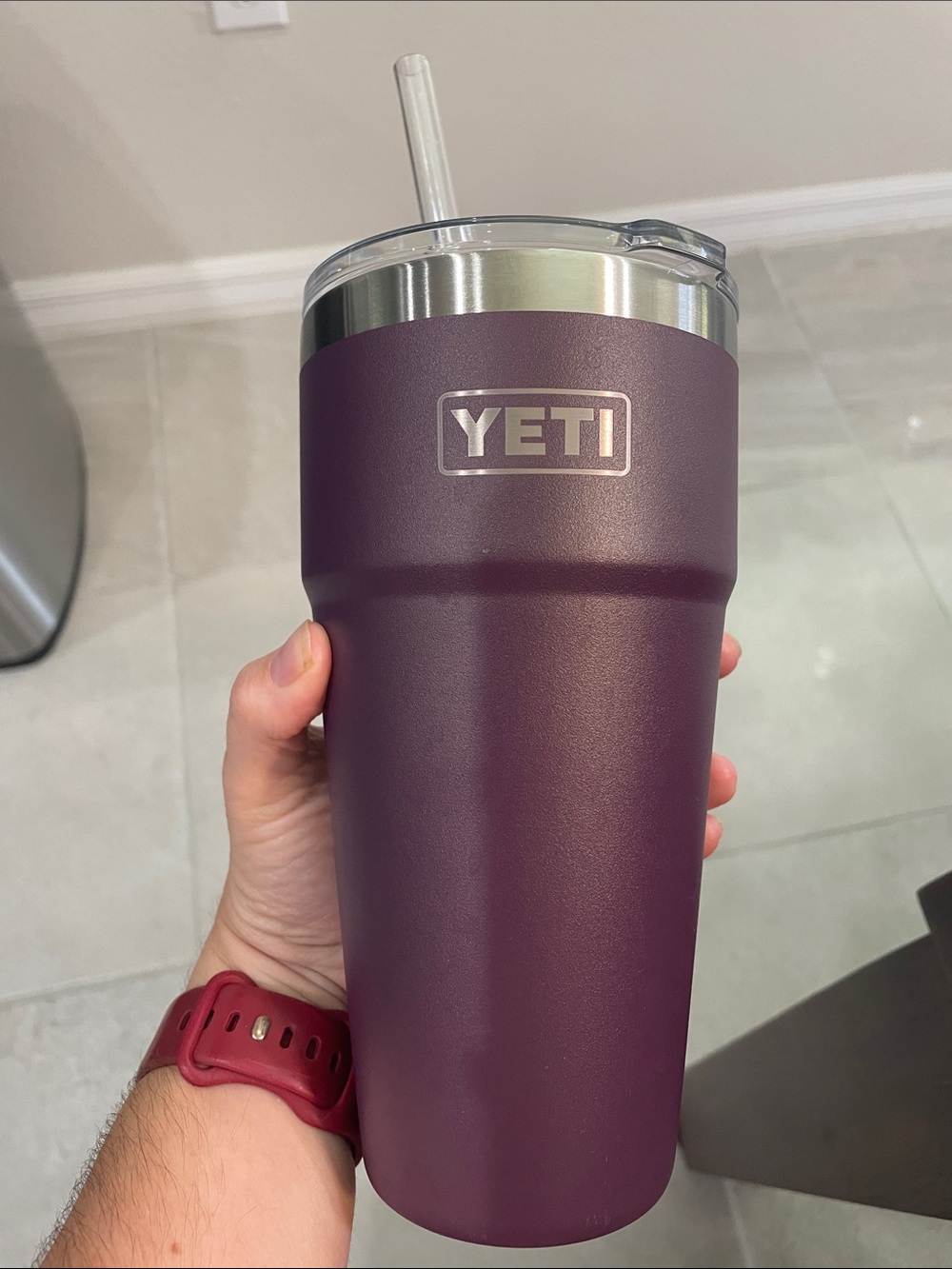 Yeti Tumbler 26oz with straw lid
